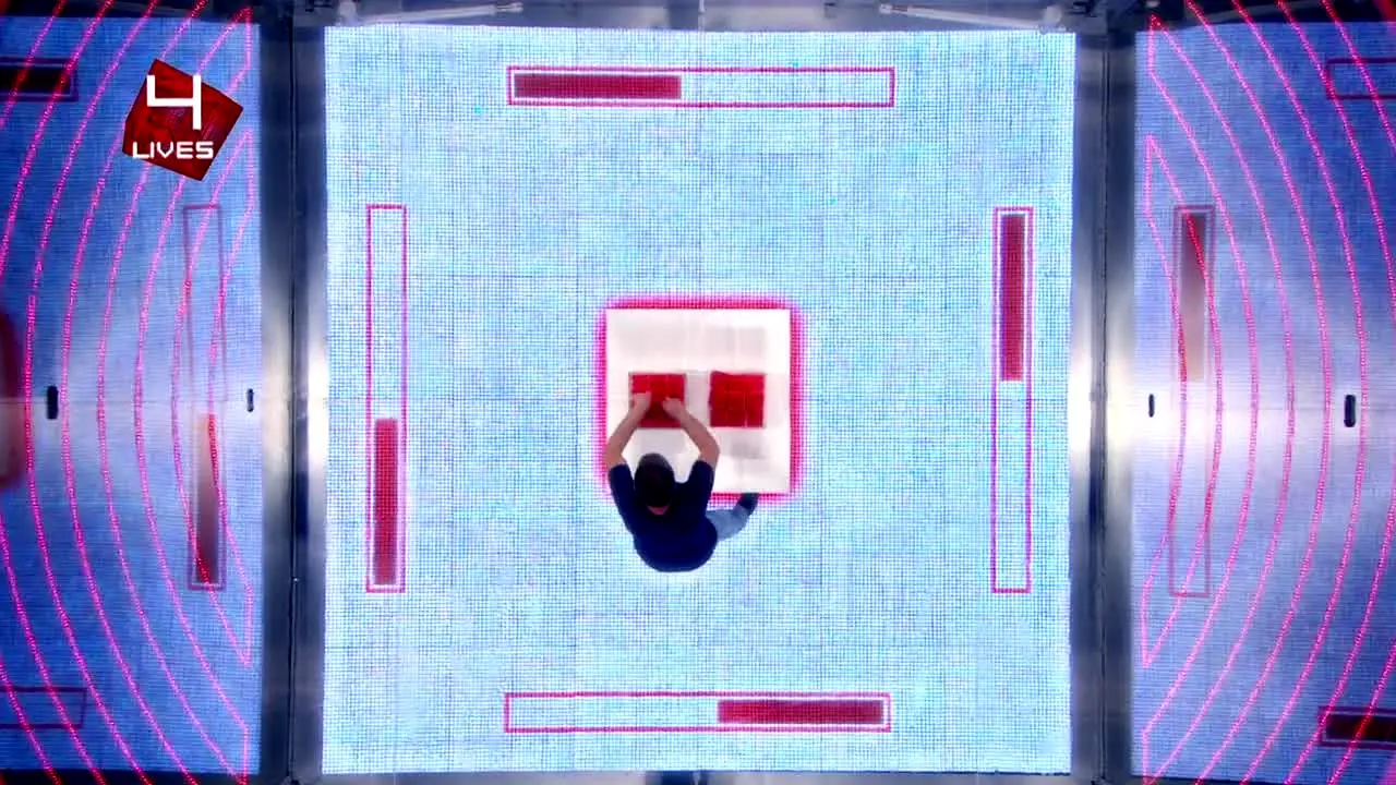 The Cube live