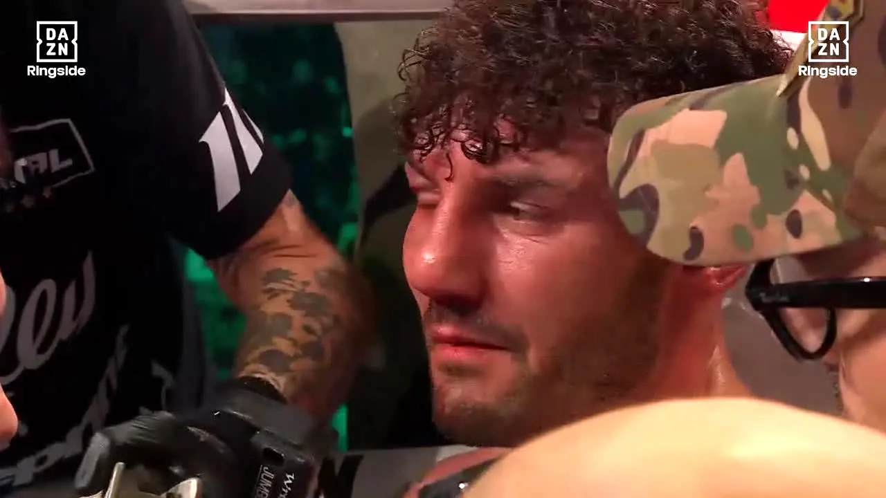 DAZN Ringside live