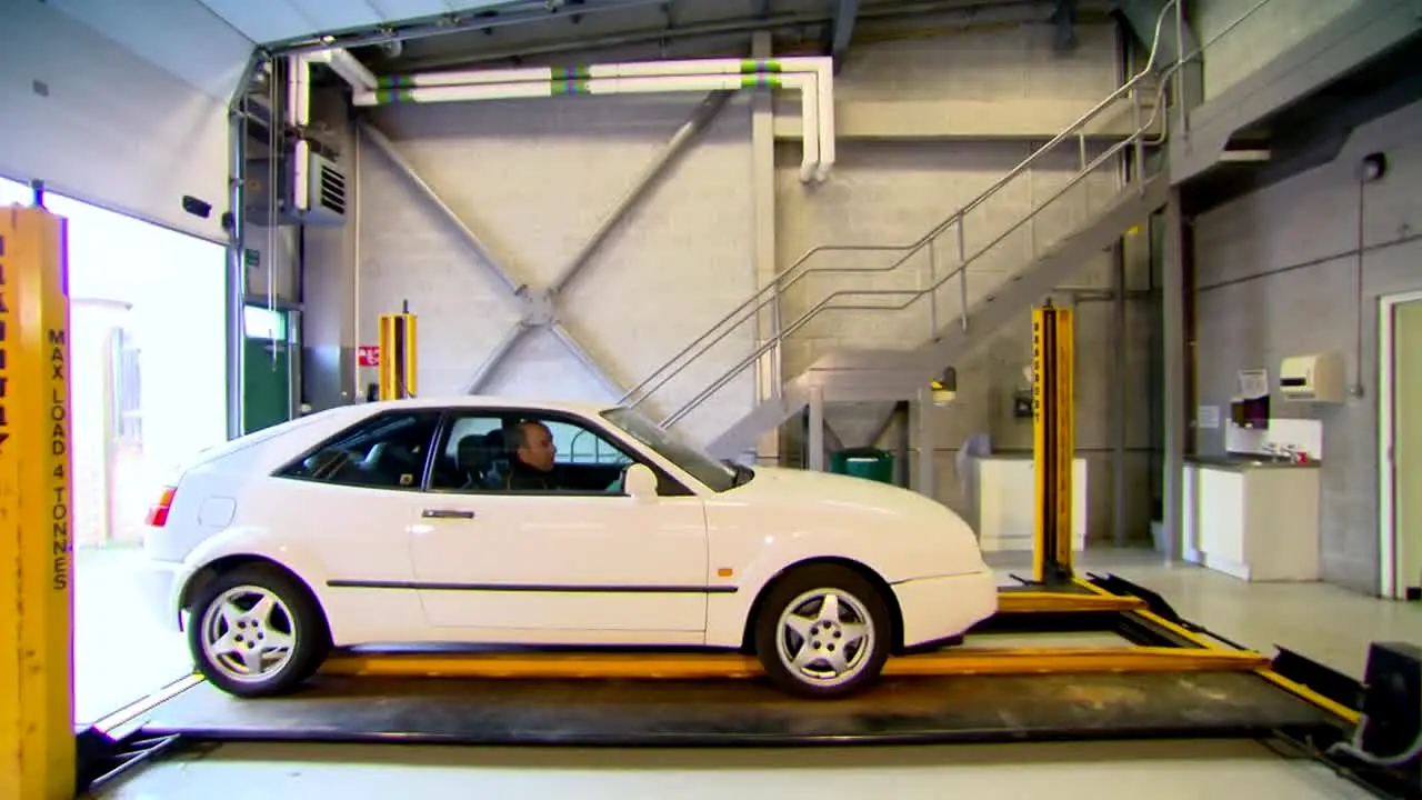 Fifth Gear live