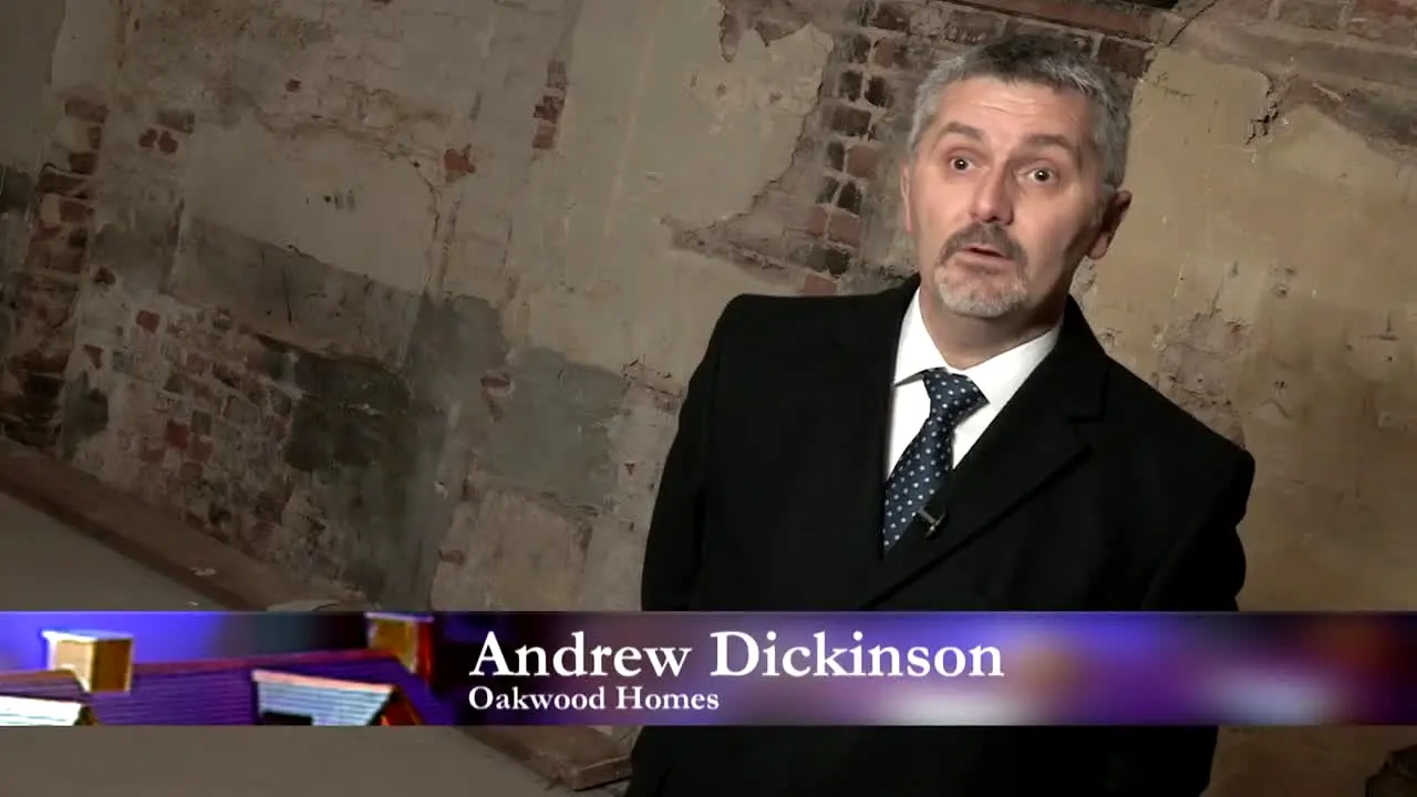 Homes Under the Hammer live