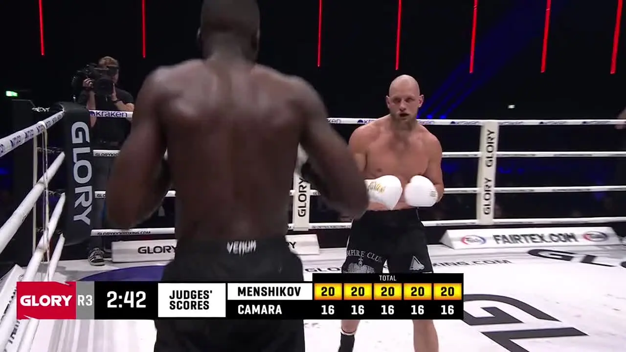 GLORY Kickboxing — прямой эфир