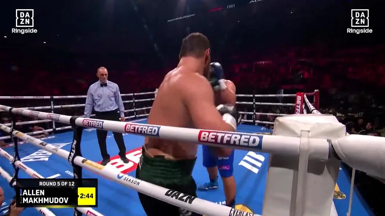 DAZN Ringside live