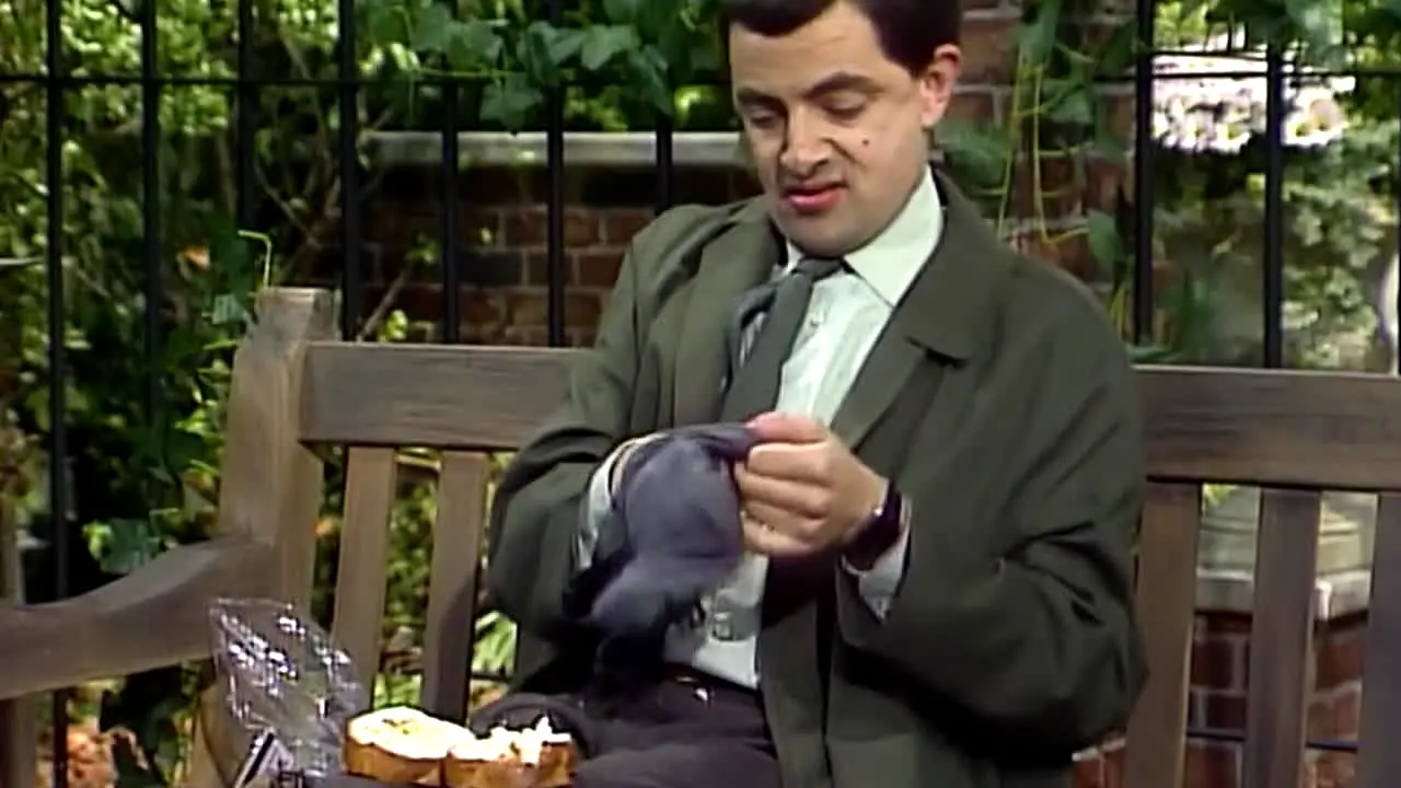 Mr. Bean - Live Action live