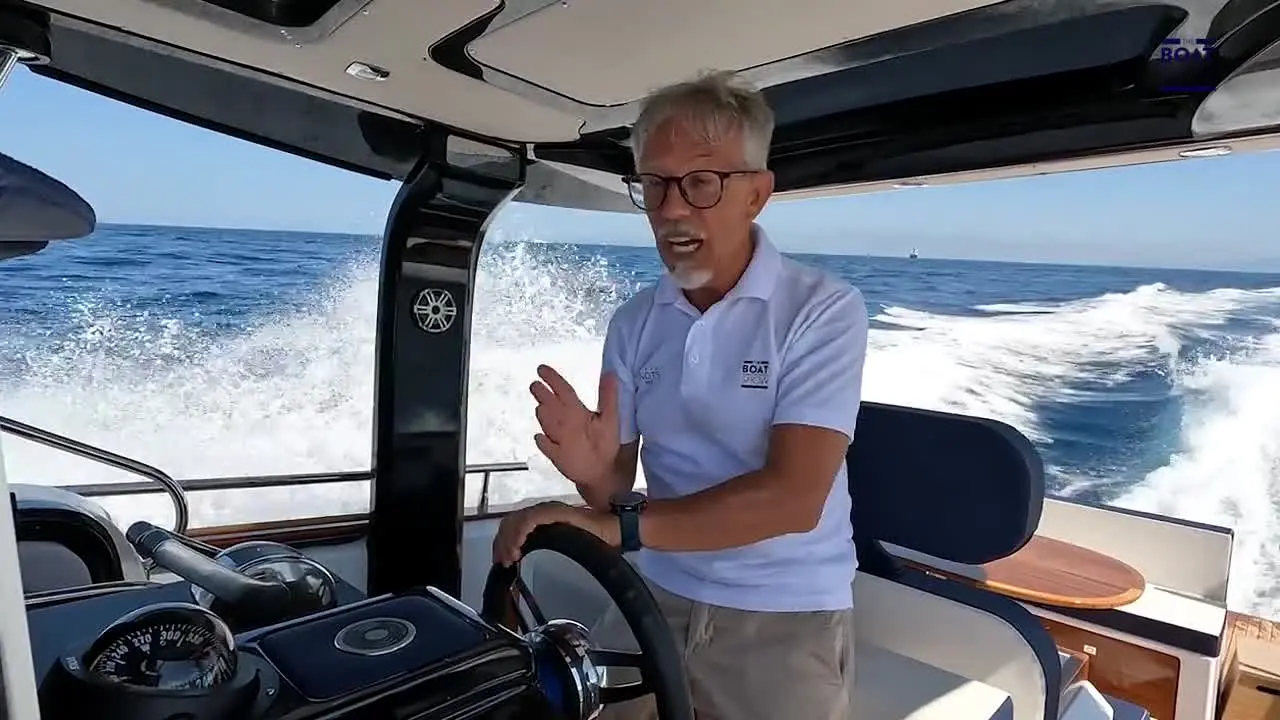 The Boat Show live