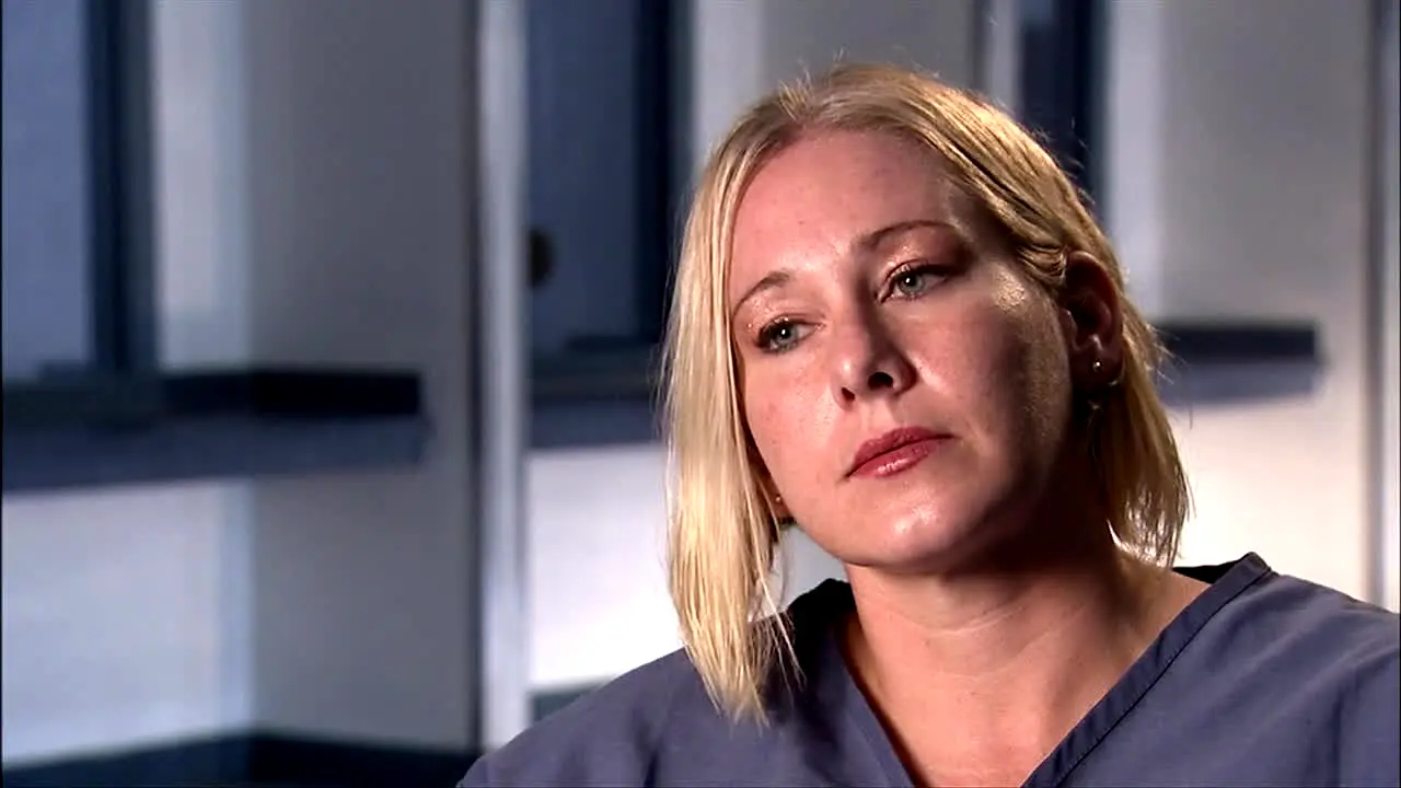 Women Behind Bars na żywo