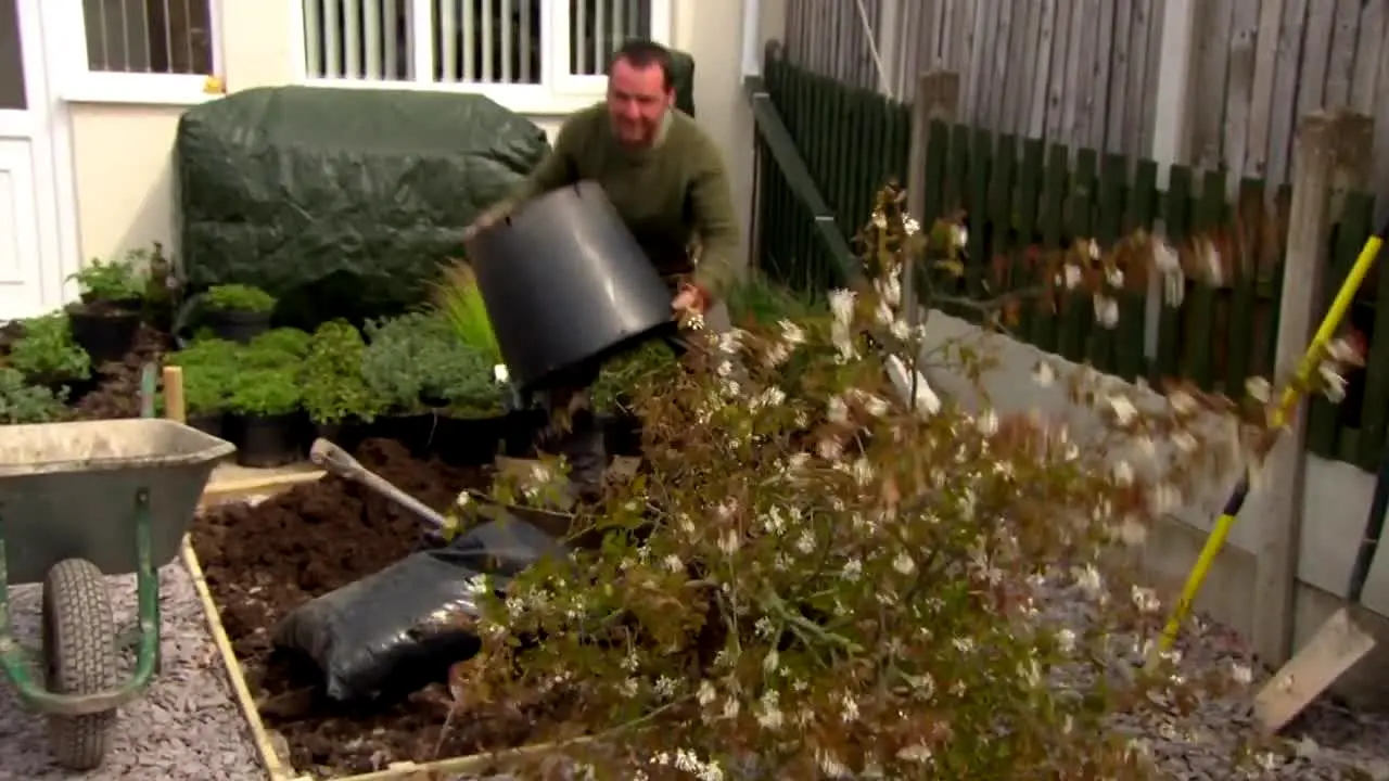 Garden Rescue live
