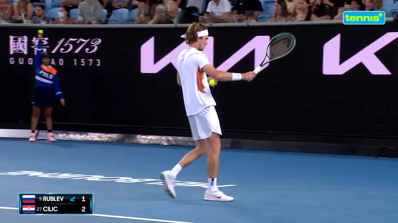 Tennis+ live