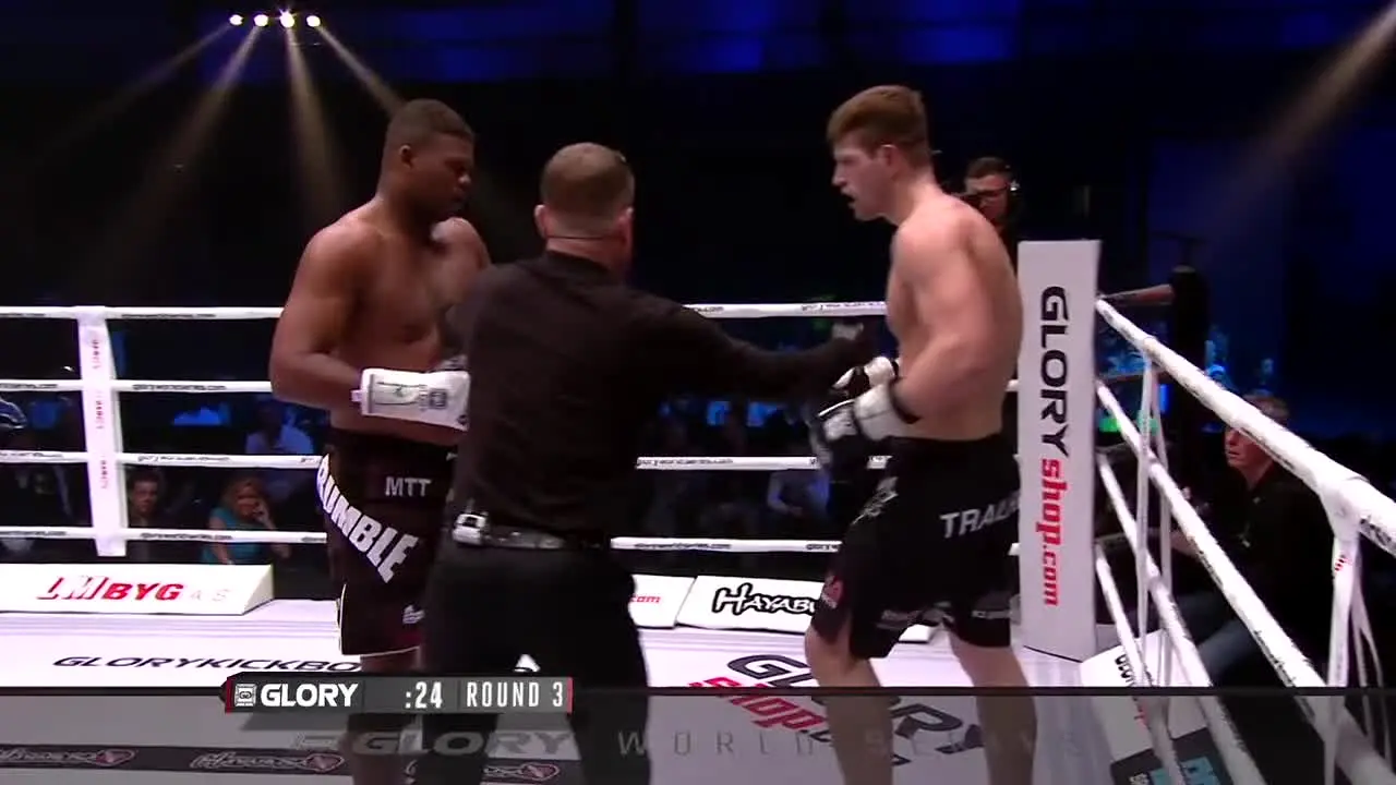 GLORY Kickboxing — прямой эфир