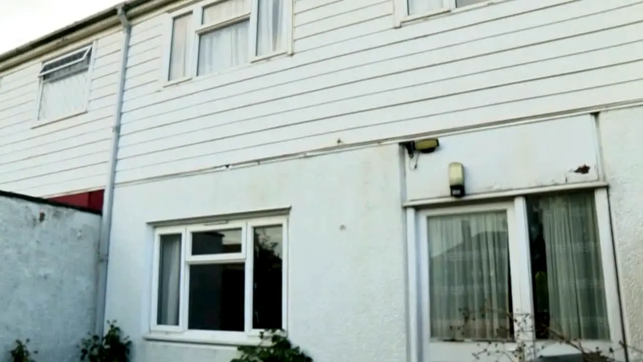 Homes Under the Hammer na żywo