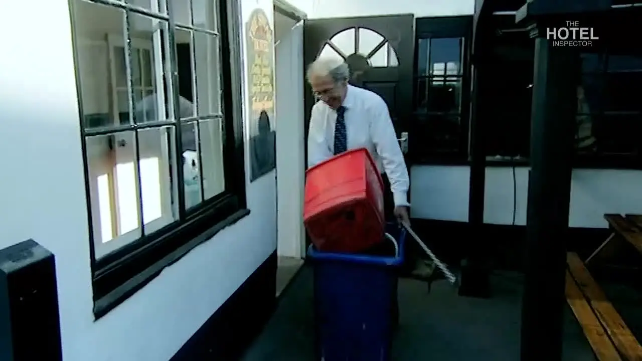 Hotel Inspector in diretta