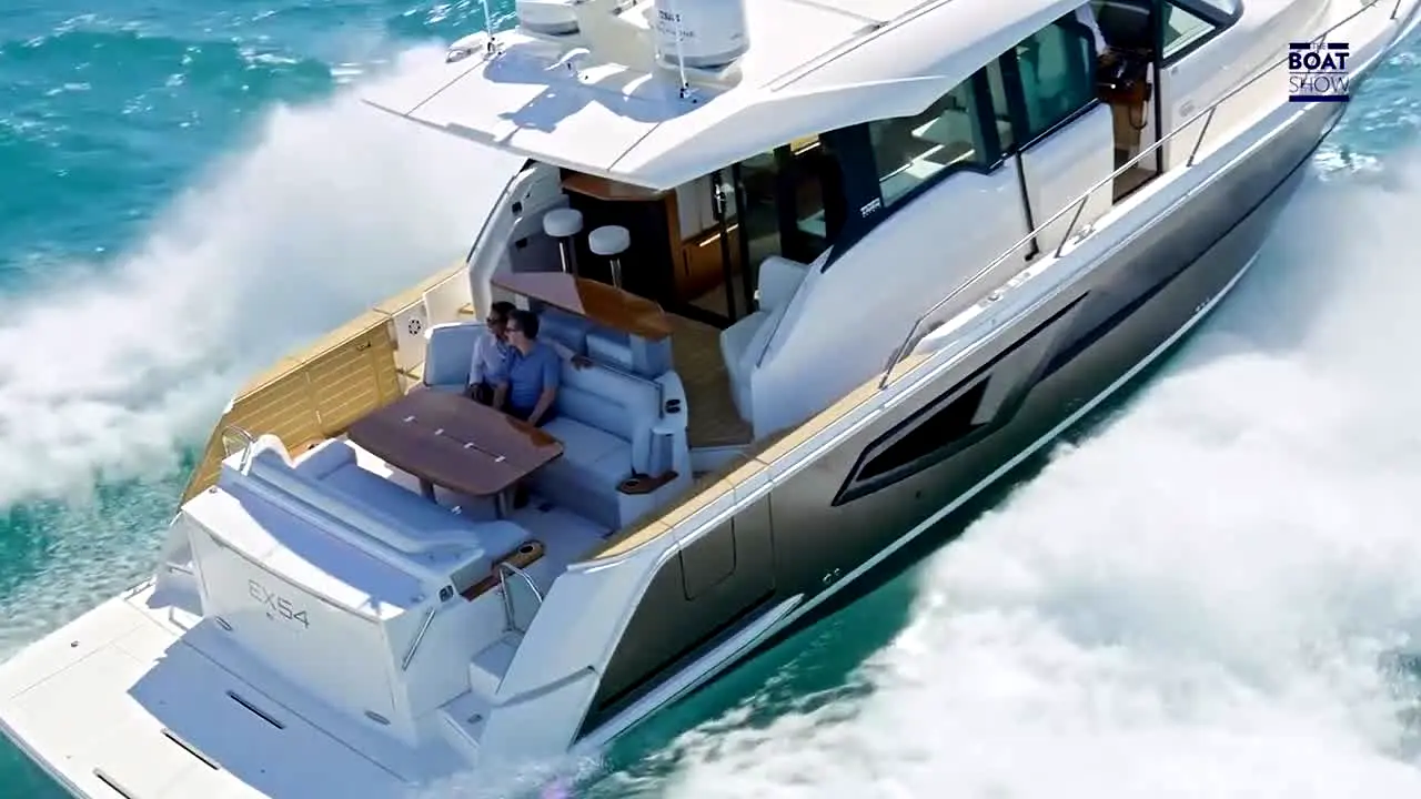 The Boat Show live