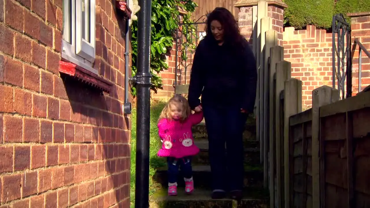 Obsessive Compulsive Cleaners live