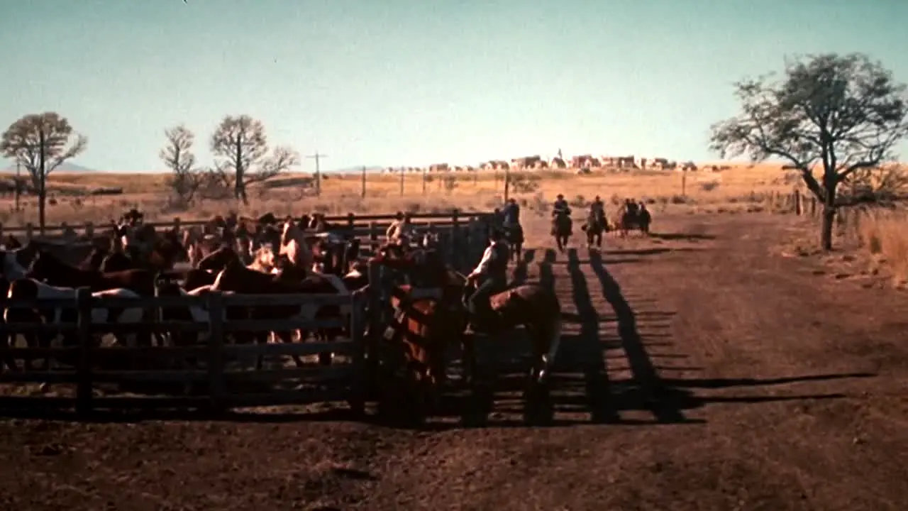CINEVAULT: Westerns ao vivo