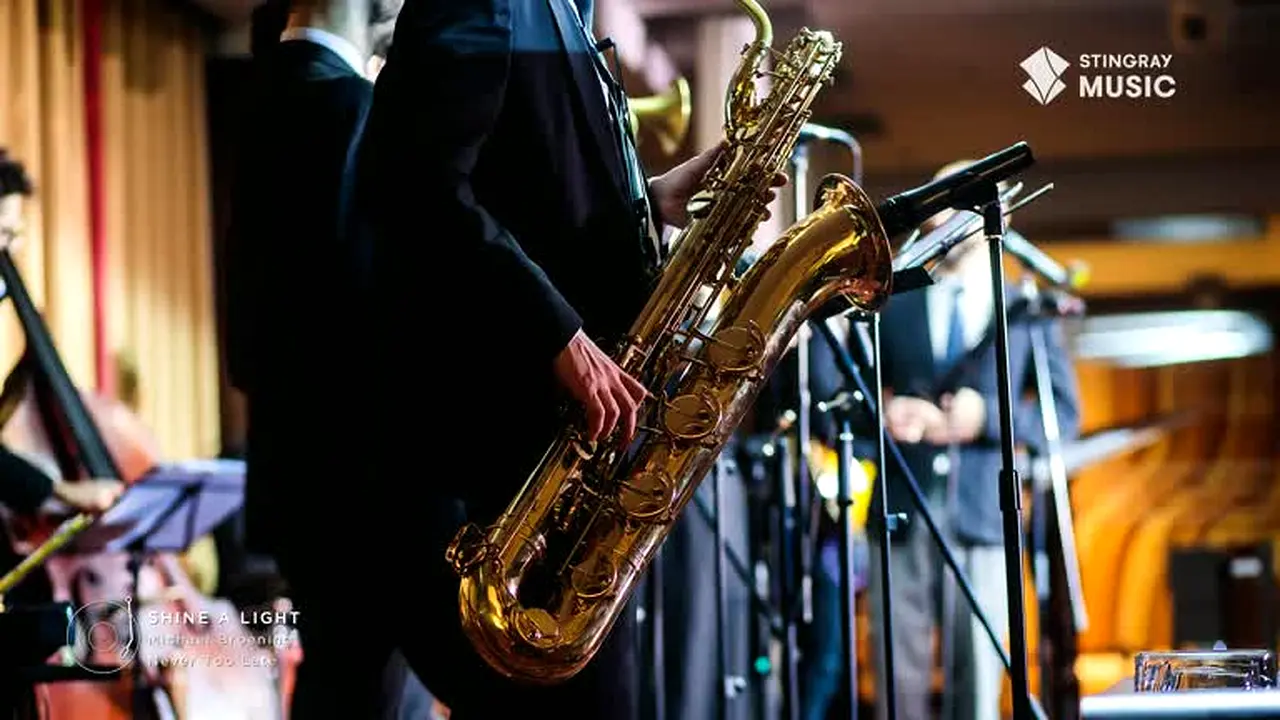 Stingray Smooth Jazz live