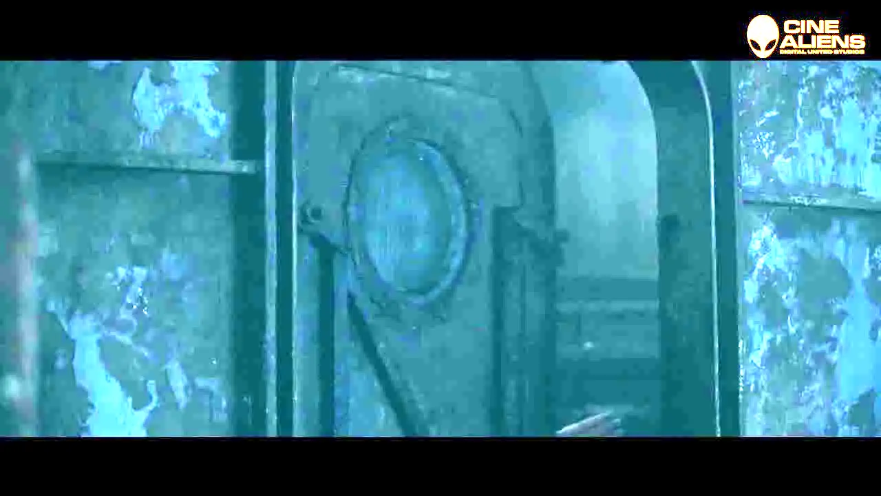 Cine Aliens live