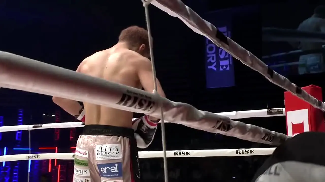 GLORY Kickboxing in diretta