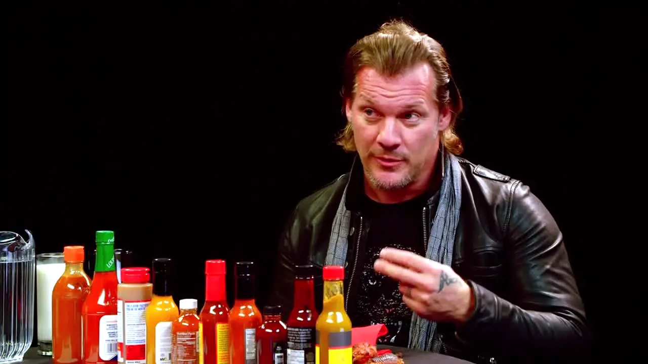 Hot Ones live