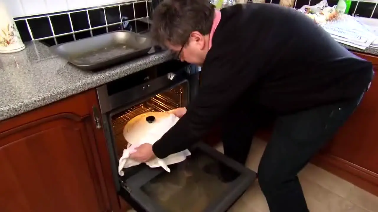 Come Dine With Me live