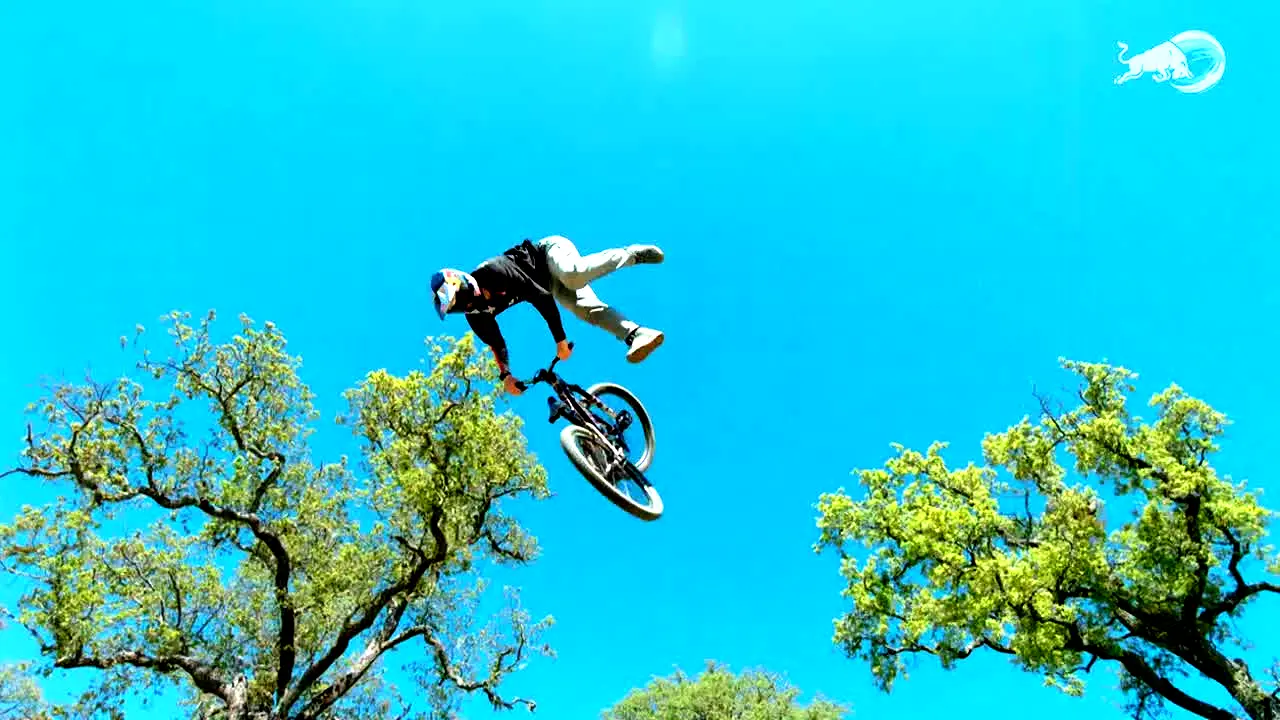 Red Bull TV in diretta
