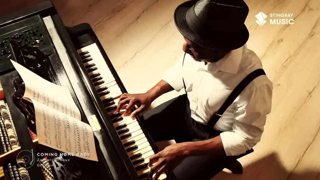 Stingray Smooth Jazz live