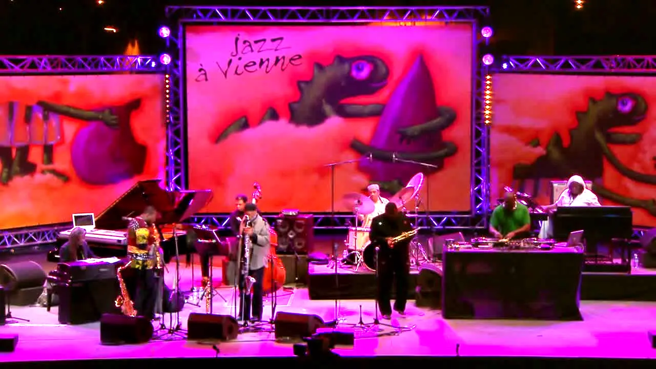 Stingray DJAZZ live