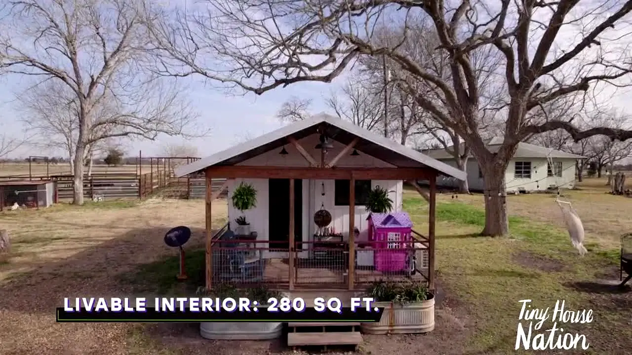 Tiny House Nation in diretta