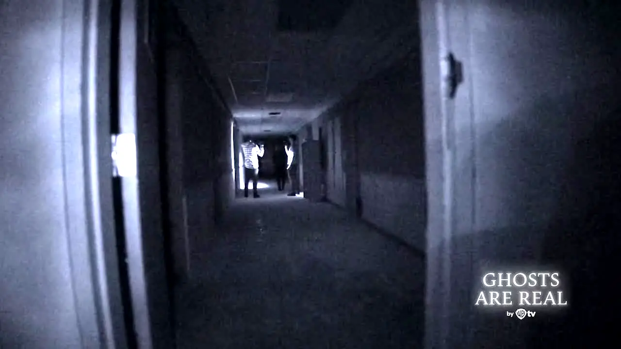 Ghosts are Real ao vivo