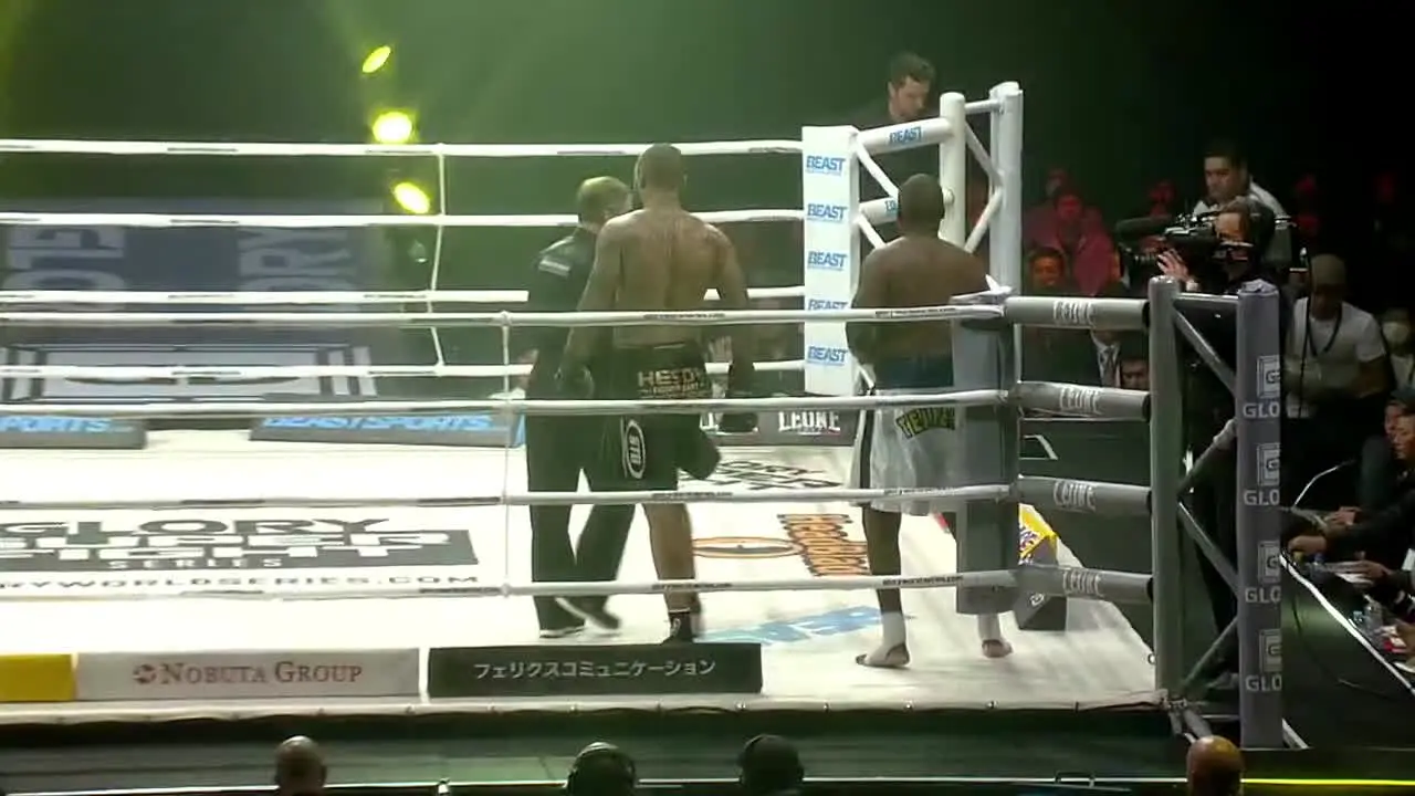 GLORY Kickboxing — прямой эфир