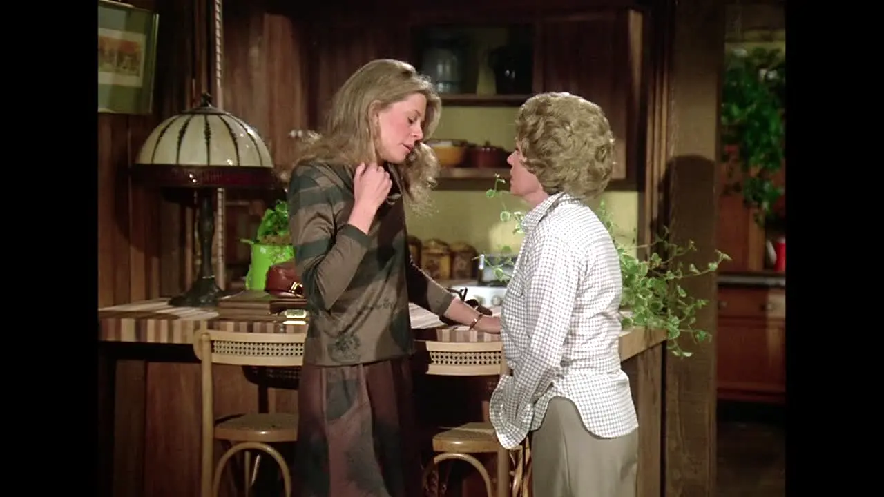 Bionic Woman live