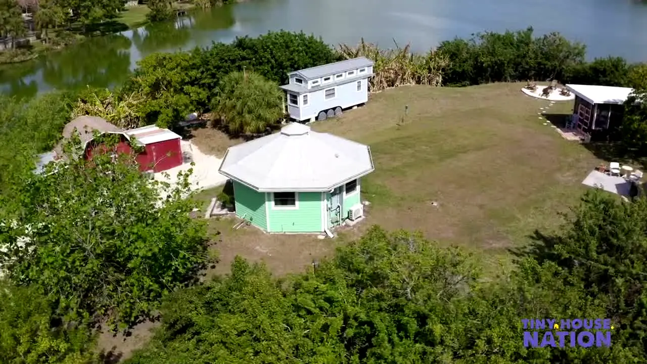 Tiny House Nation live