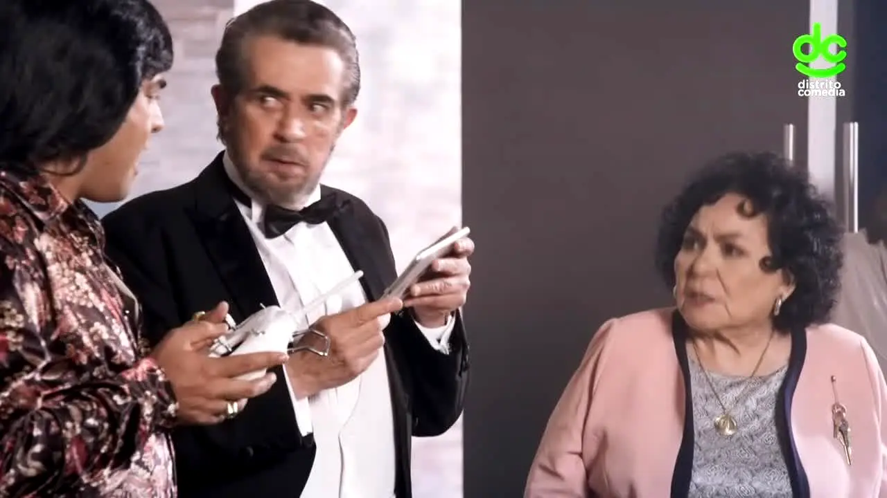 Distrito Comedia in diretta