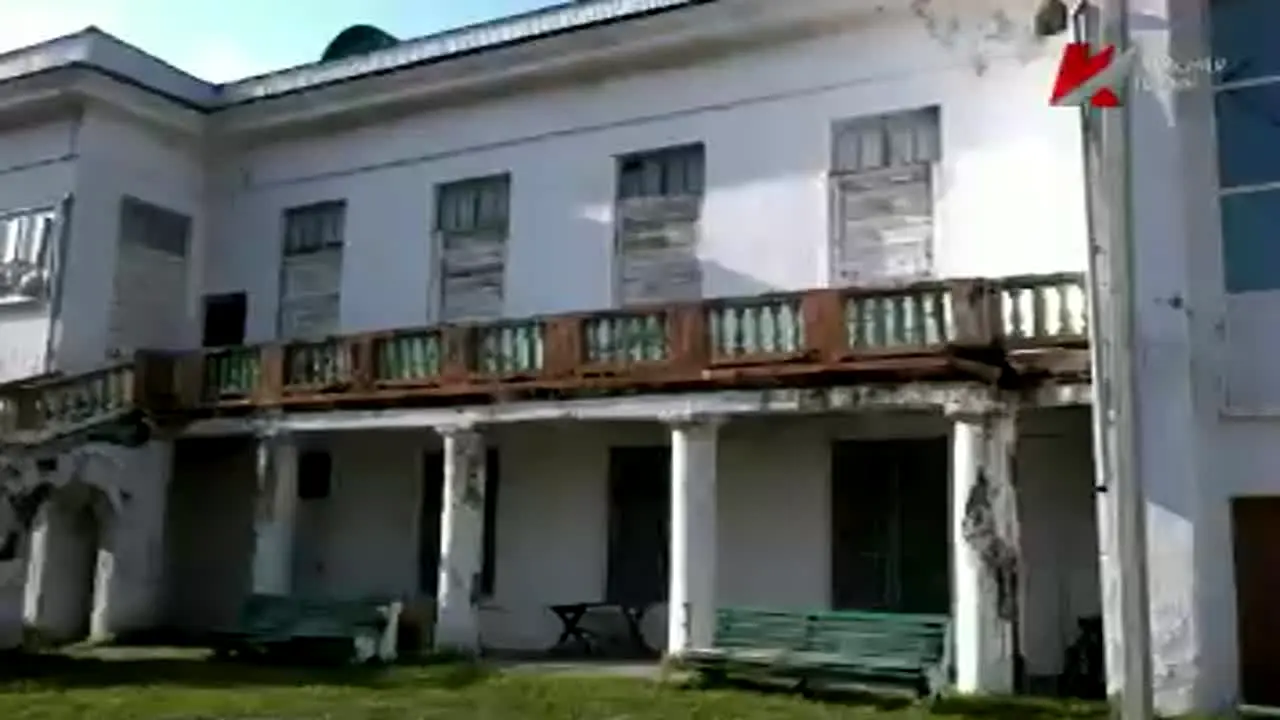 Красная линия — прямой эфир