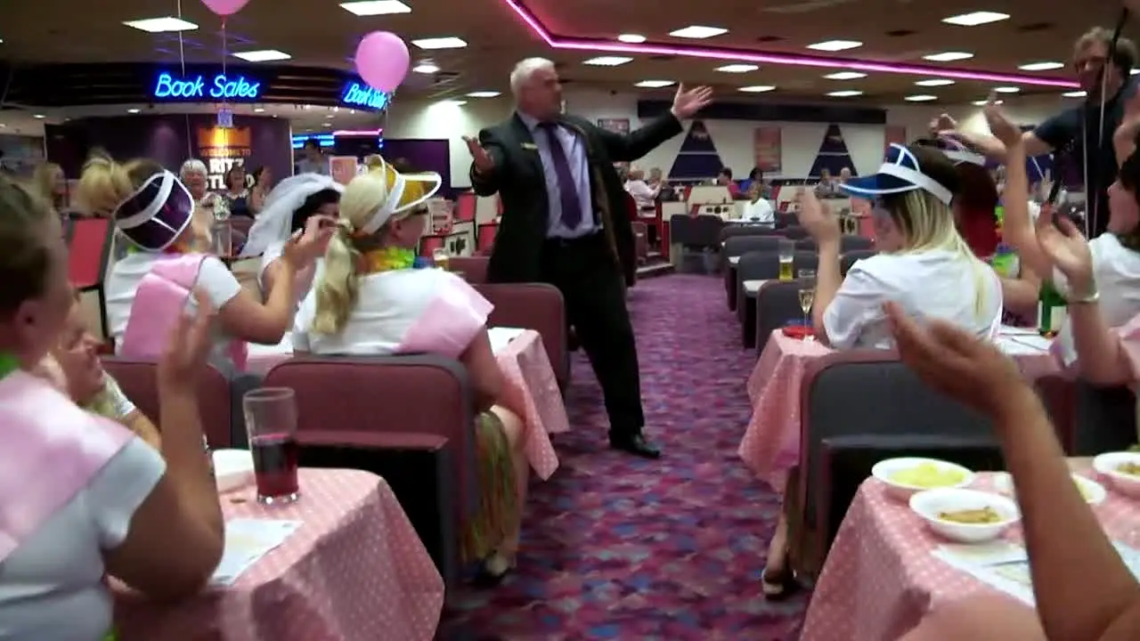 Don't Tell The Bride live