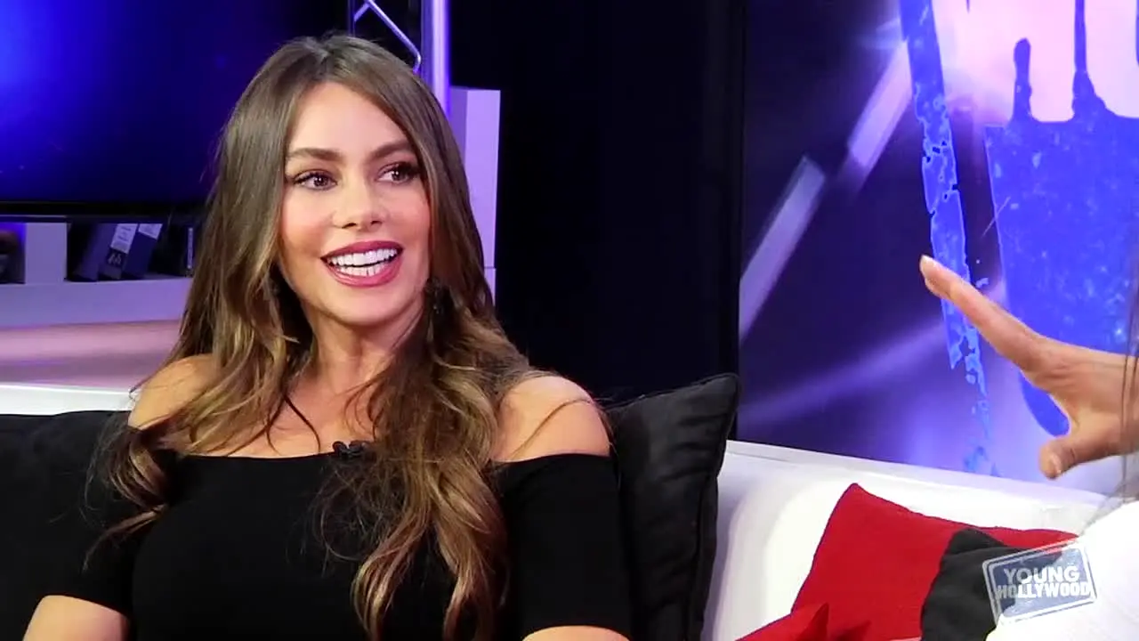 Young Hollywood live