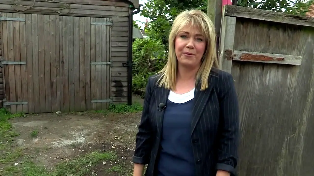 Homes Under The Hammer na żywo