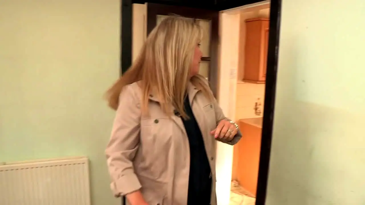 Homes Under Hammer na żywo