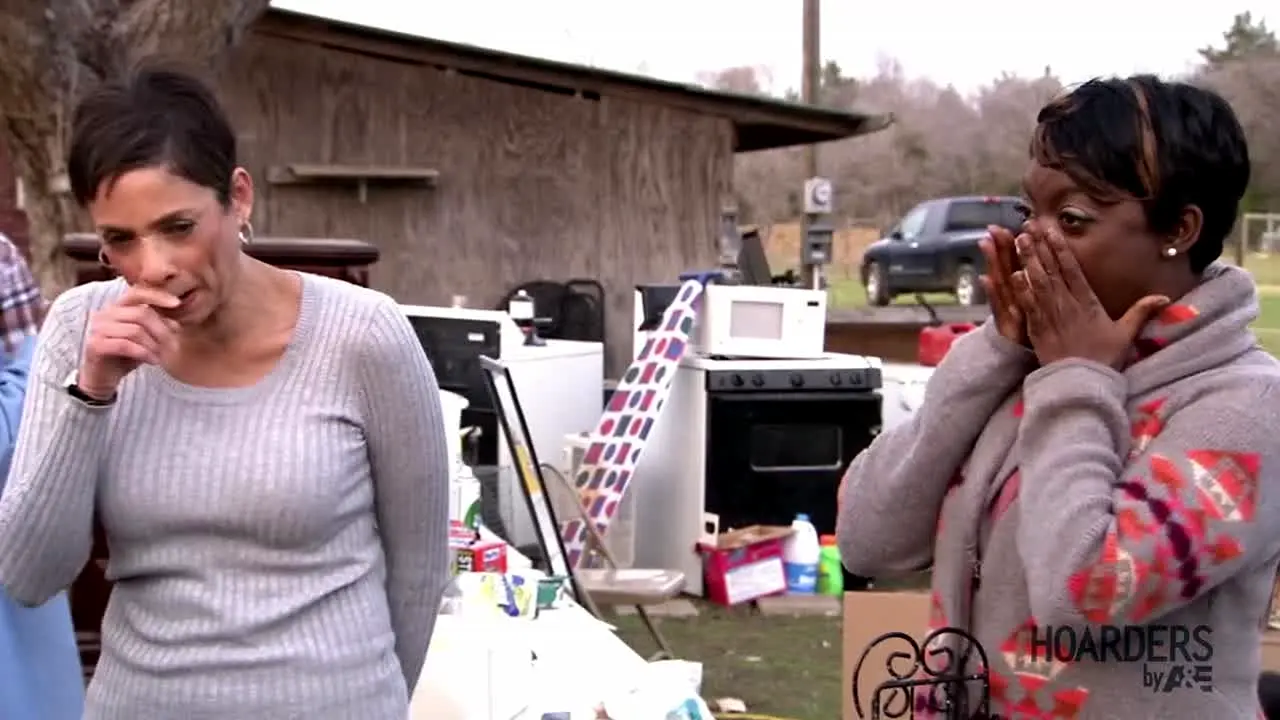 Hoarders by A&E in diretta