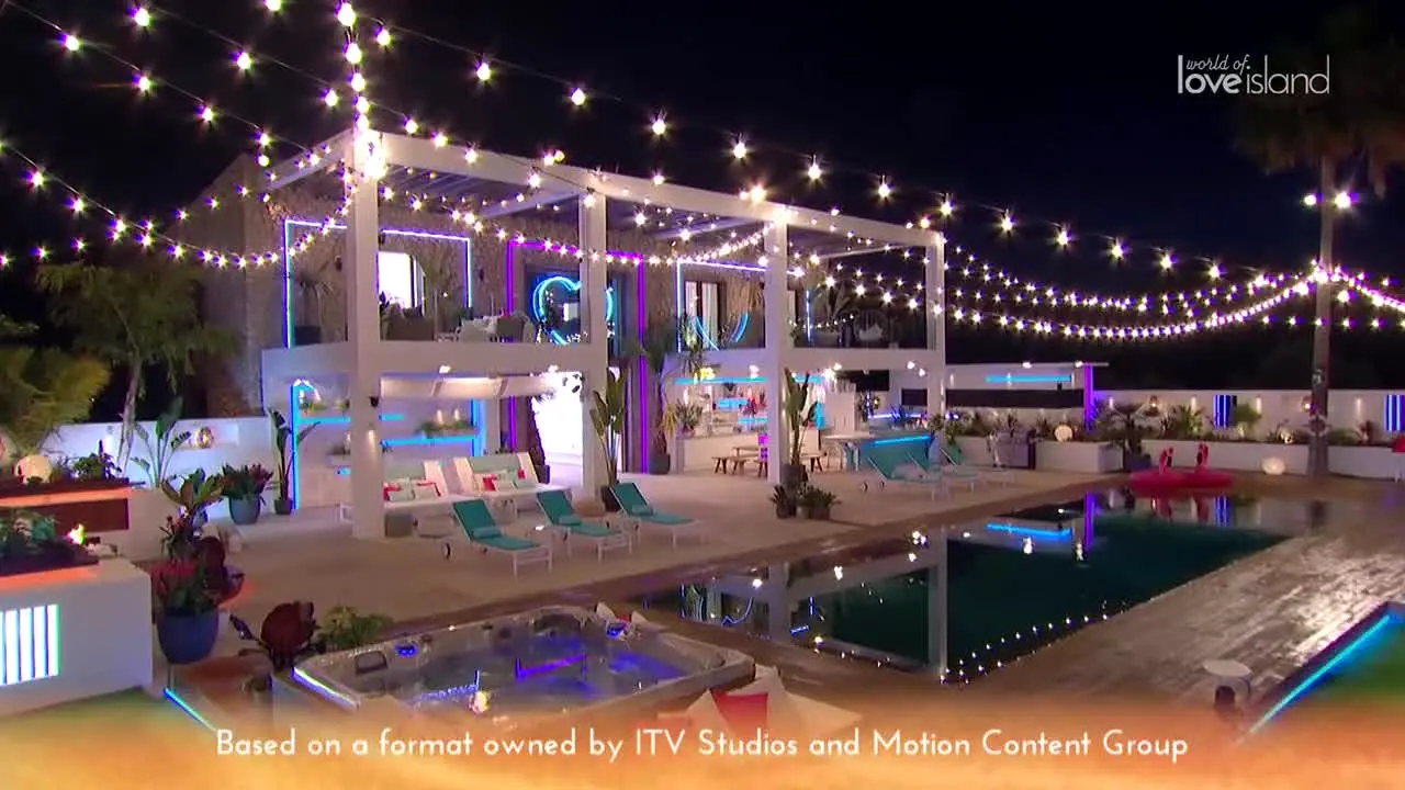 World Of Love Island live