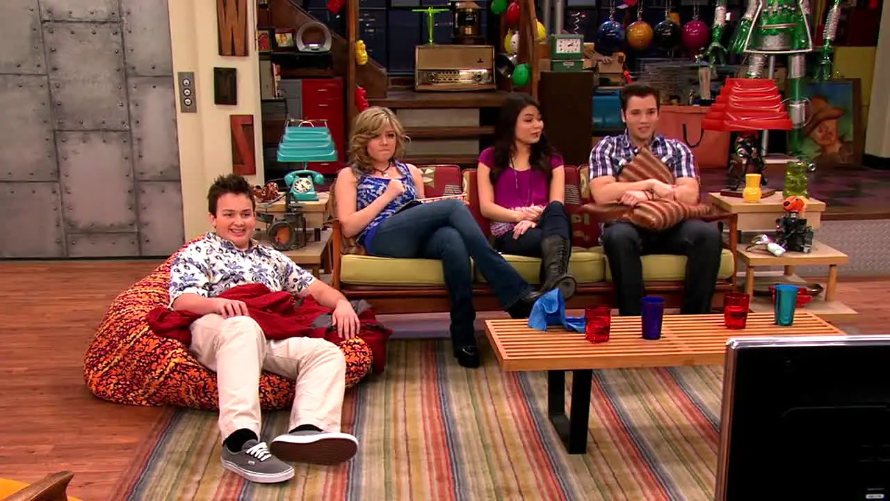 iCarly TV live