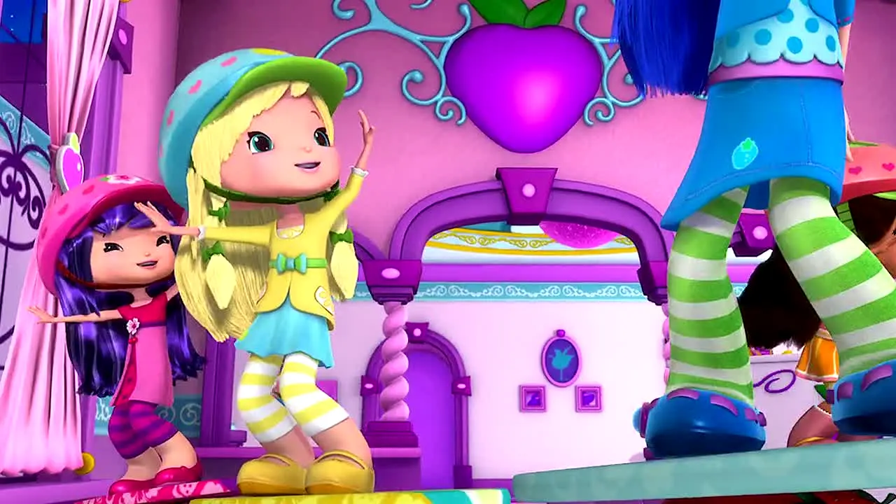 Strawberry Shortcake live