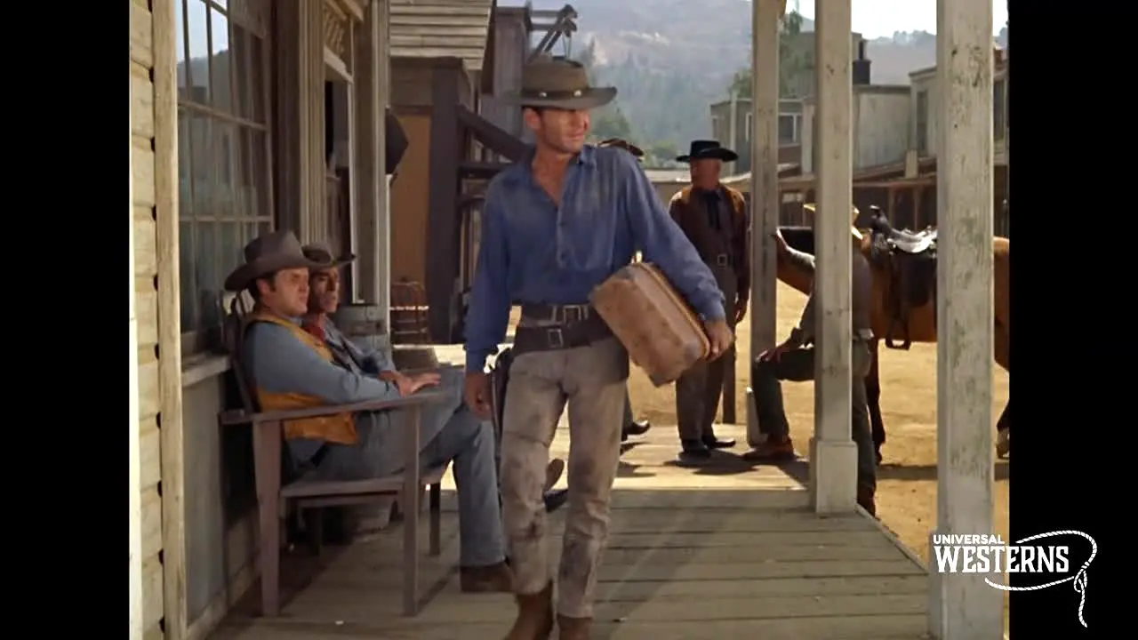 Universal Westerns live