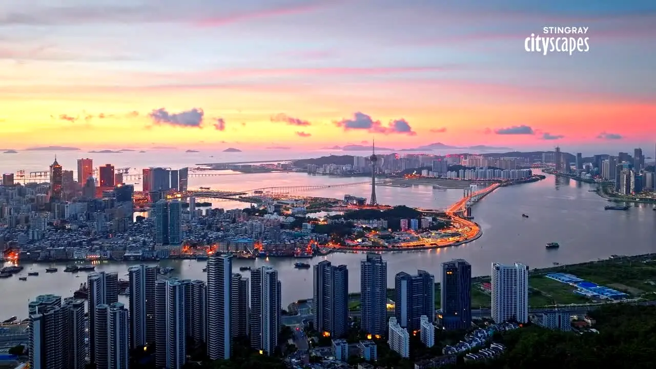 Stingray Cityscapes live