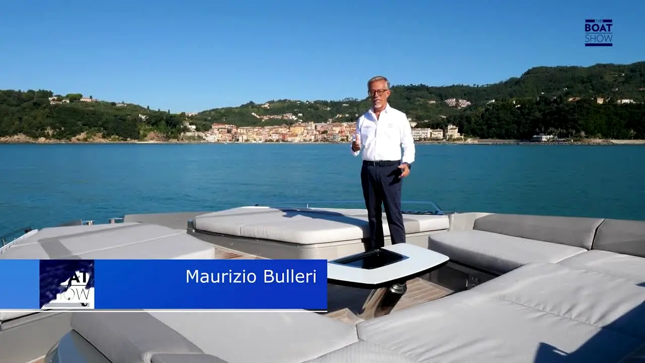 The Boat Show live