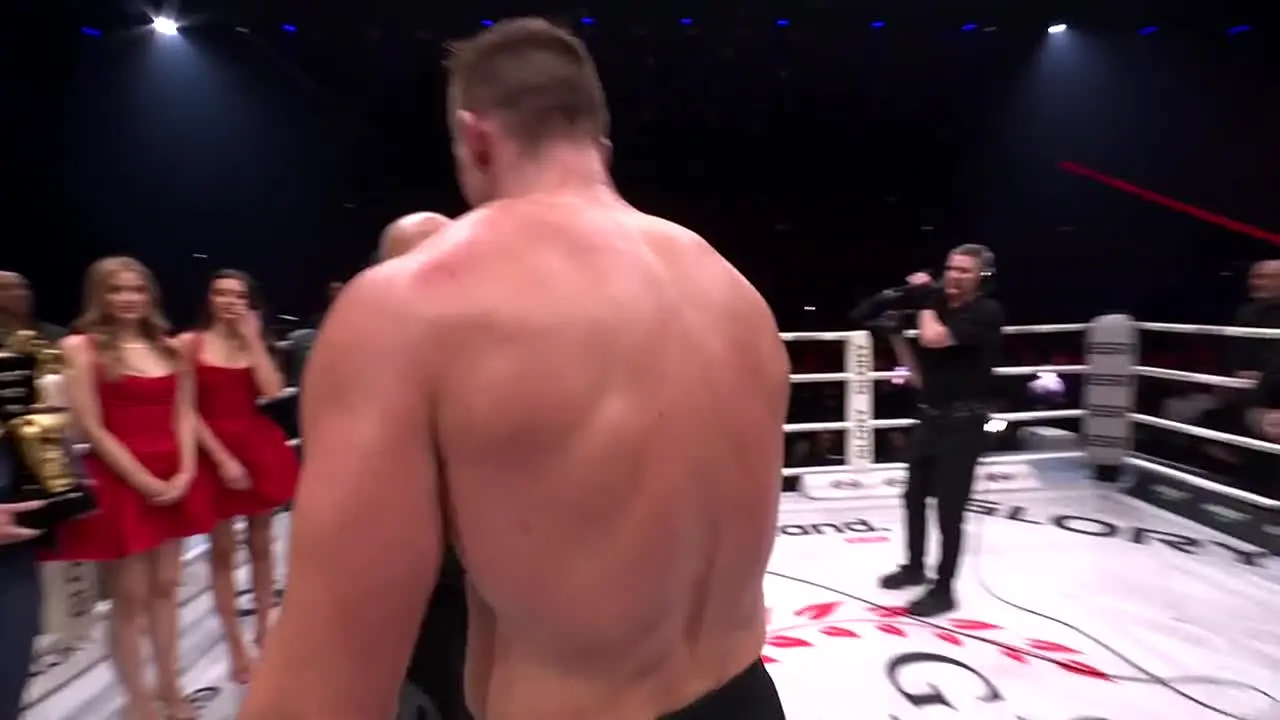 GLORY Kickboxing live