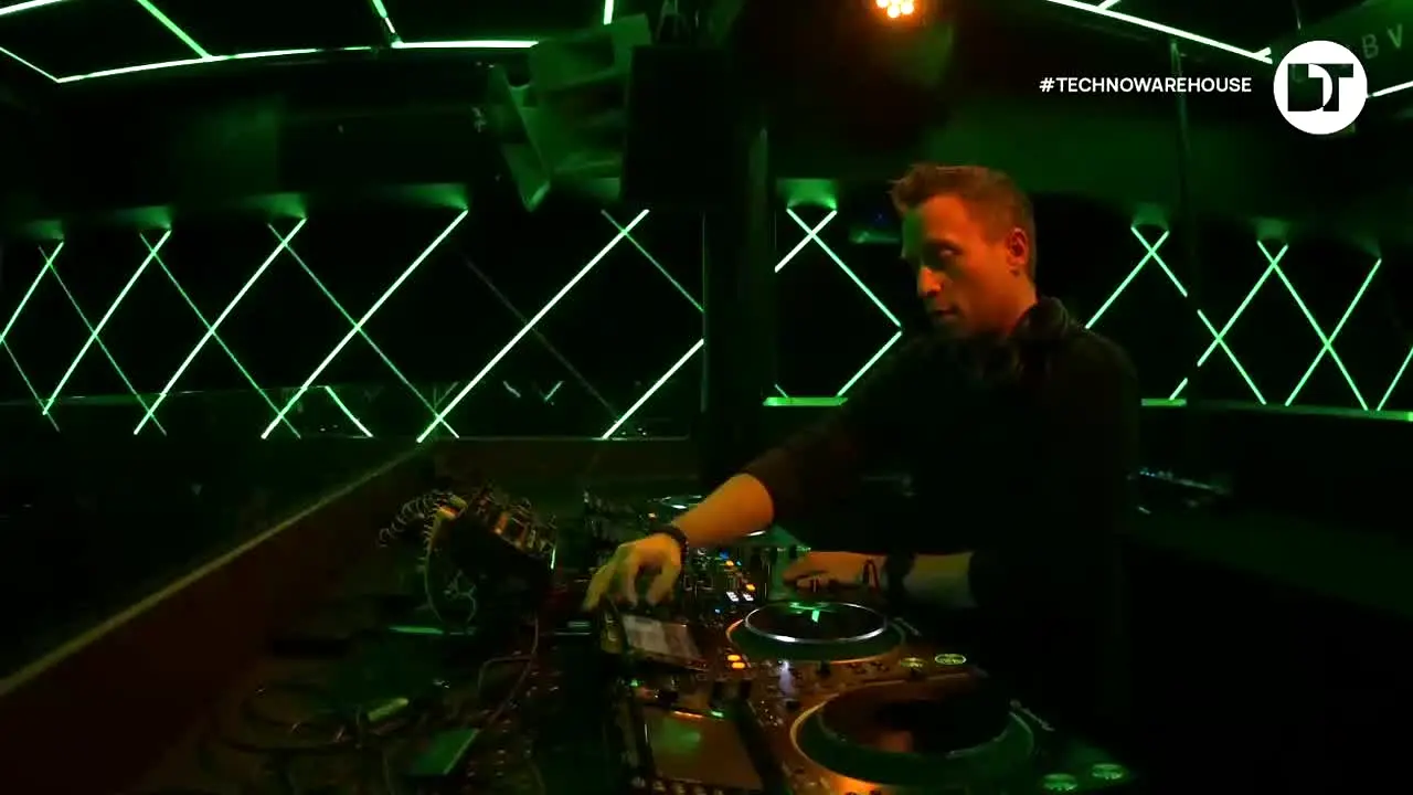 Dance TV Estonia live