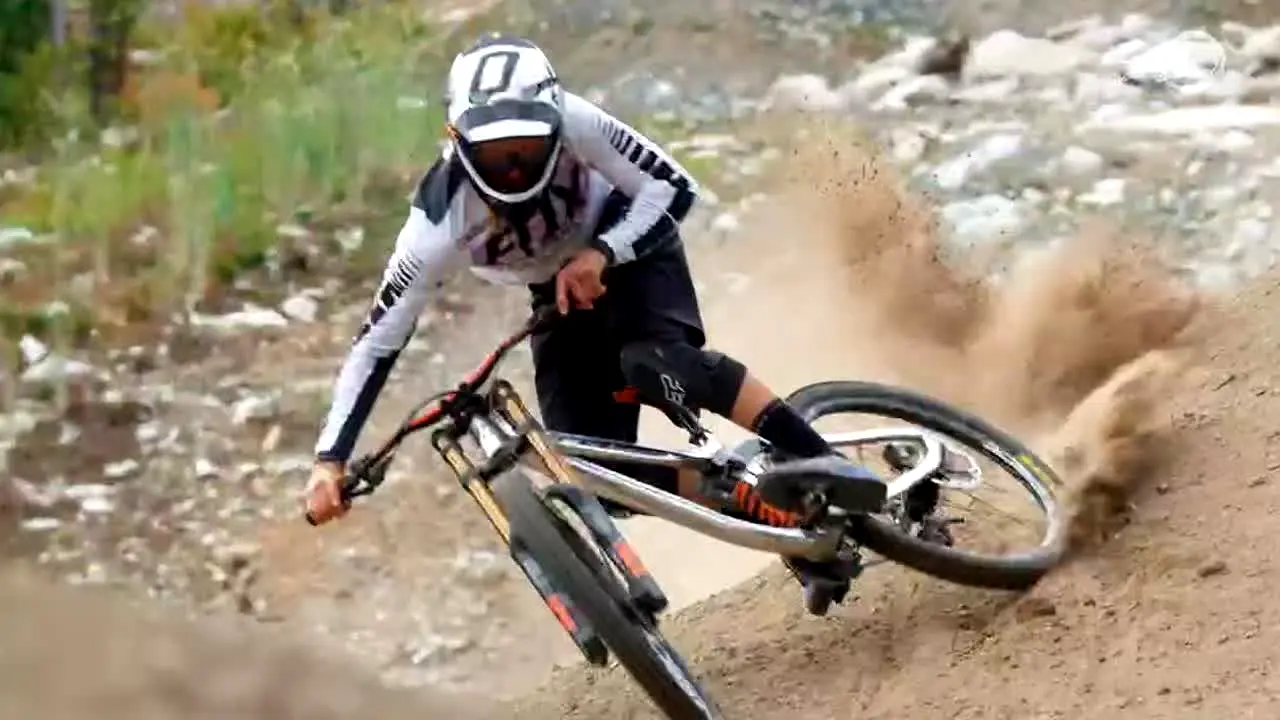 Red Bull TV ES live
