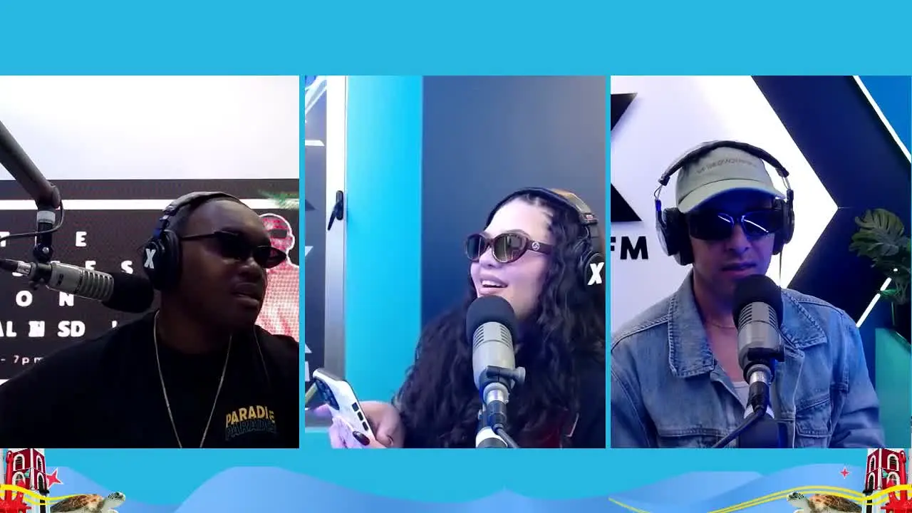 X 102.7 FM in diretta