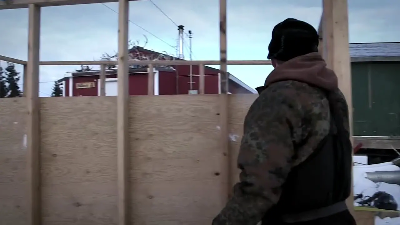 Life Below Zero in diretta