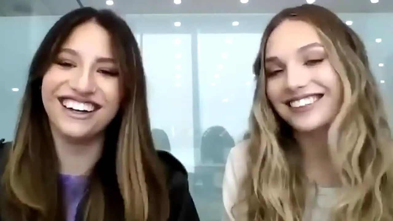 YoungHollywood in diretta