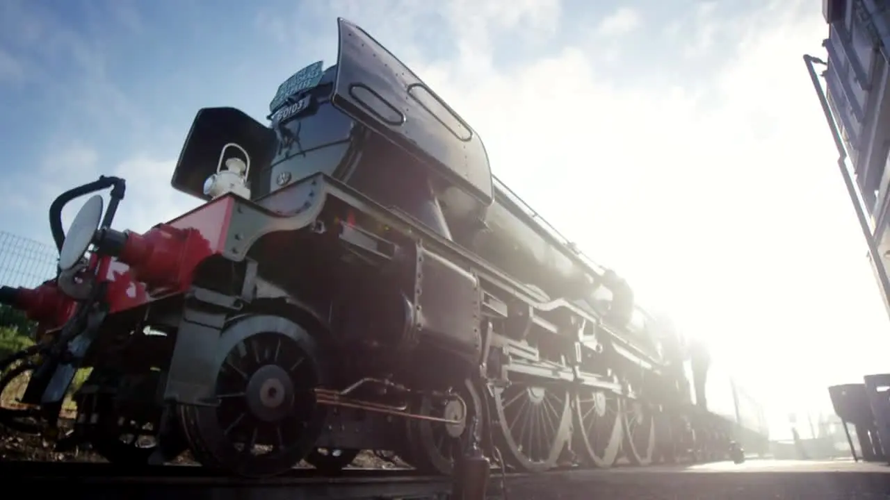 5 Exploring Britain live